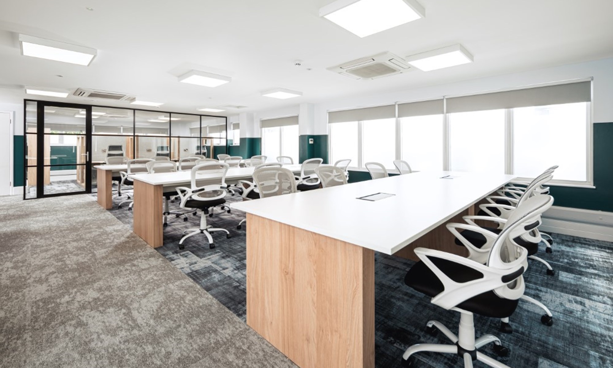 Co Working Waterfront Hotel (5)
