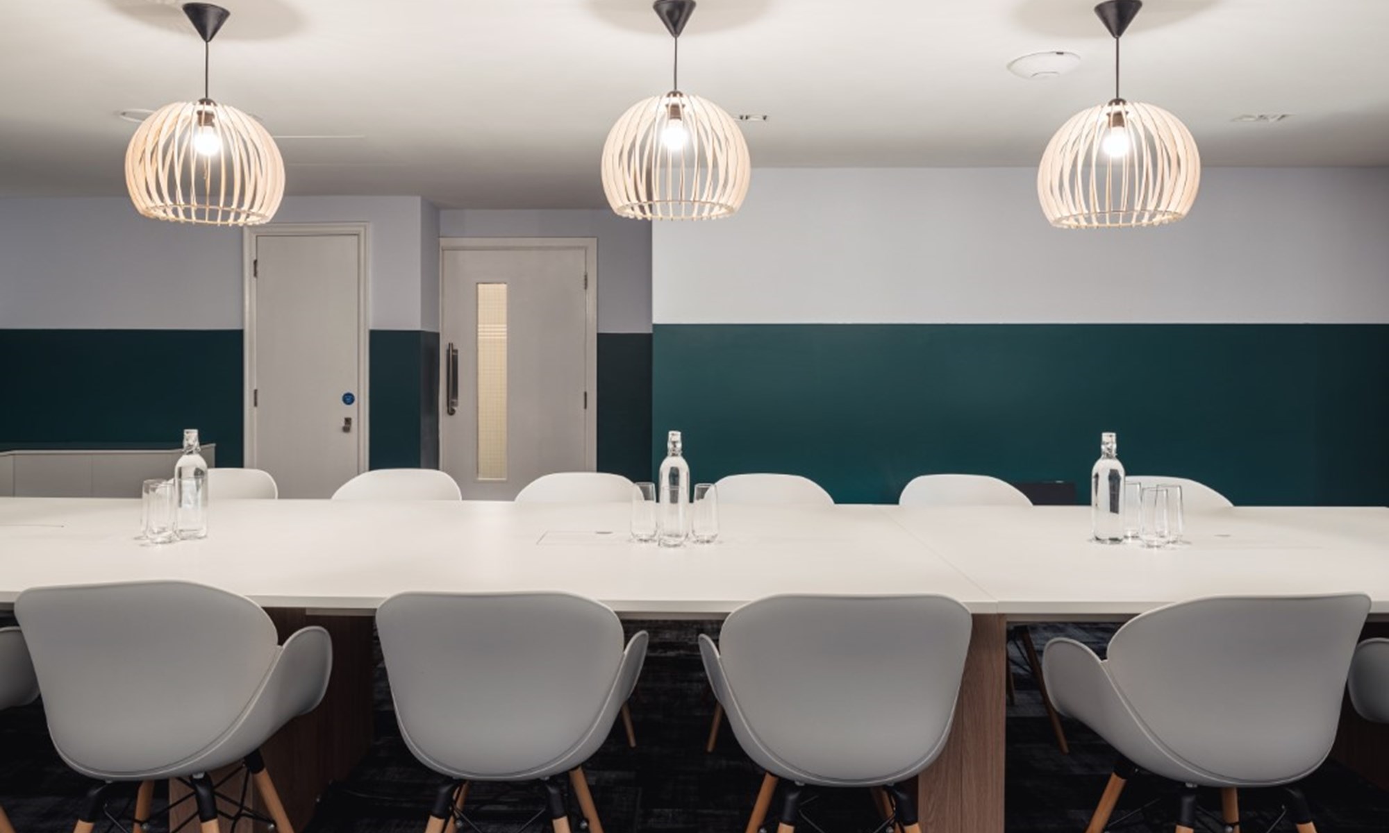 Co Working Waterfront Hotel (26)