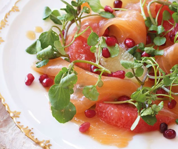 smoked salmon salad with pomegranate grapefruit and greens