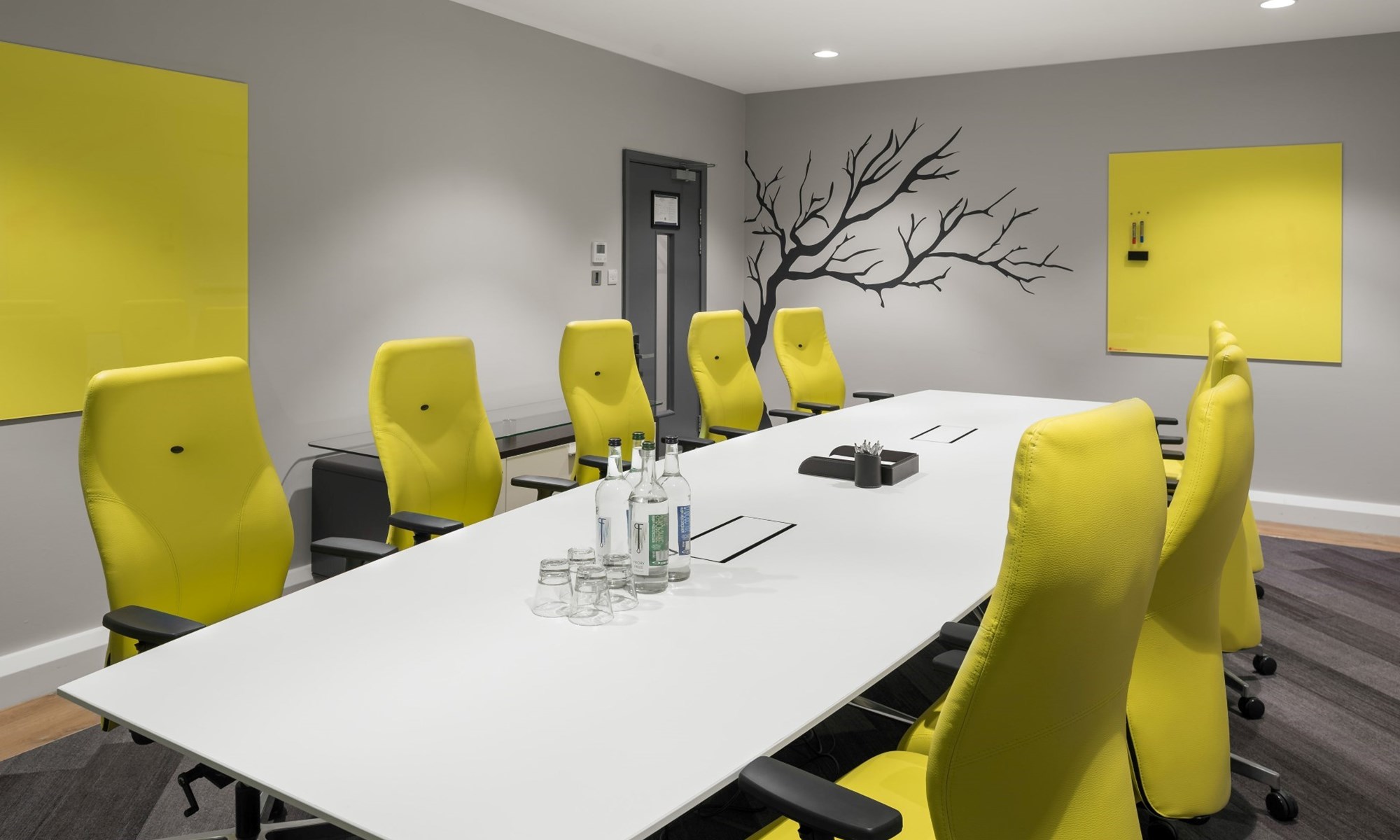 Lime Boardroom (1)
